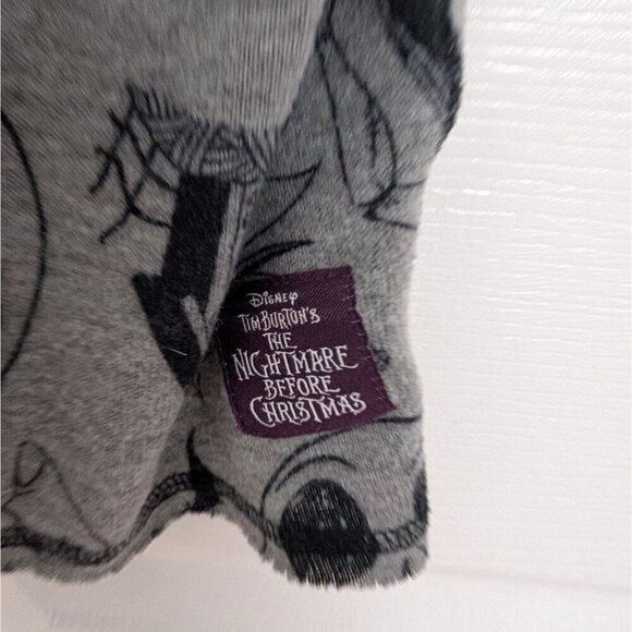 Nightmare Before Christmas Sleep Shirt Womens Size XL Gray Sally Oogie Boogie - Picture 5 of 10
